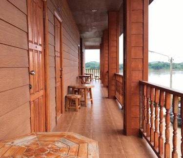 Chiang Khan House | คอมคิม ริมโขง เชียงคาน