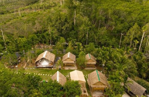 Ban Ta Khun House | คุ้มกะลาหัวฟาร์มสเตย์ (Khumkalahua Farmstay)