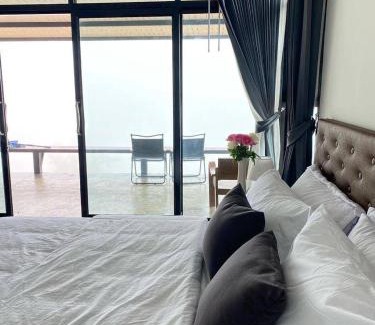 Sado Phong House | ช่องลม แคมป์ เขาค้อ