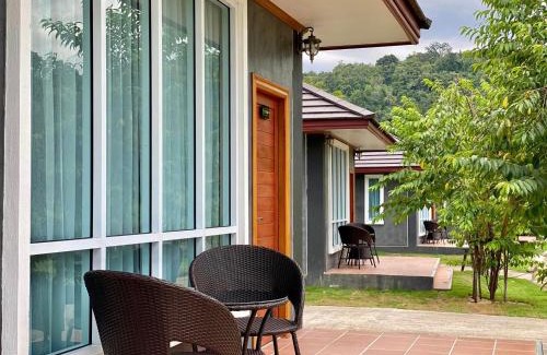 Phop Phra Hotel | ช่องแคบ เดอ เมาท์เท่น รีสอร์ท