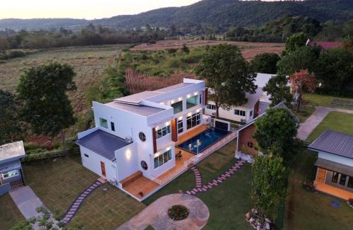 Mu Si Villa | ถึงเที่ยงวัลเลย์เขาใหญ่
