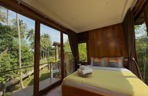 Khanom Villa | บ้านพราวพร้าว Baan Proud Proud