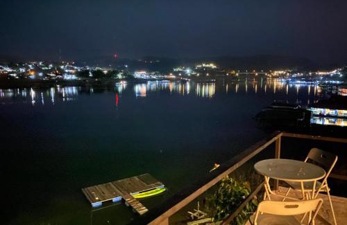 Sangkhla Buri Hotel | ฟอเกตมีนอต สังขละบุรี