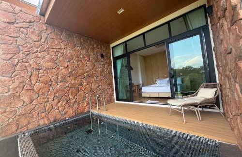 Ron Phibun Hotel | รามโรมวัลเลย์