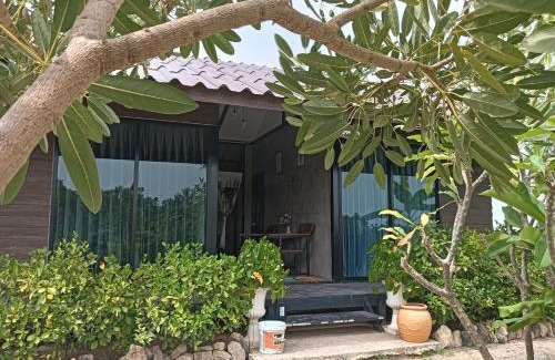 Cha-am House | สุขเสมอ โฮมสเตย์ (Suk-Samer homestay)