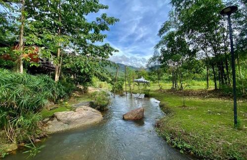 Ban Na San House | ห้องลานเคียงดาว บ้านสวนสราญชล