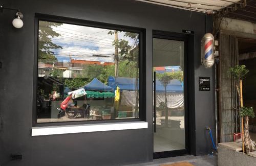 Khlong Nung House | เจริญพาณิชย์ รูมส์