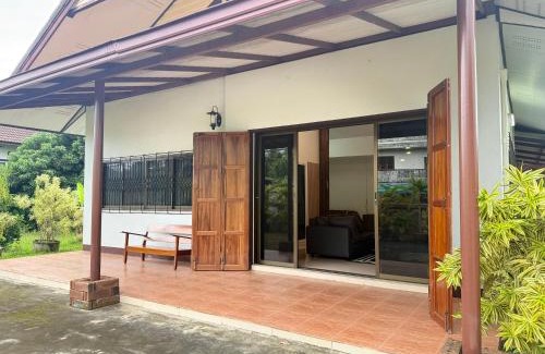 Chiang Kham House | เฮือนแม่บัวจันทร์ โฮมสเตย์