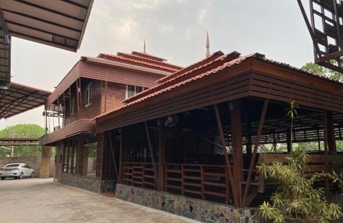 Chum Phae Hotel | โรงแรมภูน้ำฟ้า - Phunumfha Hotel ชุมแพ