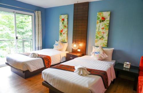 Khanong Phra Hotel | โรงแรมวิลลา พาราดี