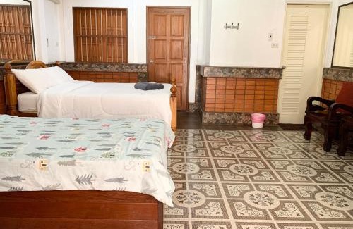Sichon Hotel | โรงแรมสายลม