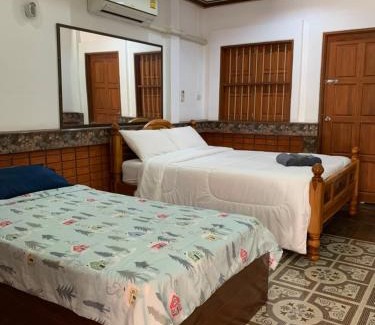 Sichon Hotel | โรงแรมสายลม