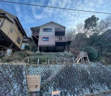 Shimotaga House | あじろ南熱海が丘貸別荘i-15