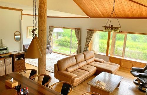 Toyako House | つきのやど