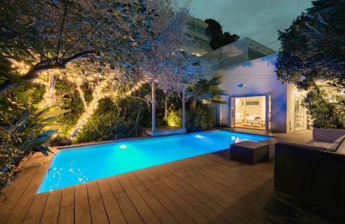 Kamakura Villa | カサブランカプールハウス鎌倉 - Casablanca Pool House Kamakura Seaside Luxury Villa with Heated Pool & Sauna