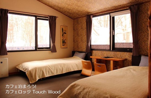 Biei Bed & Breakfast | カフェロッジ Touch Wood