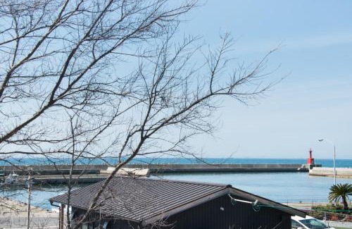 Awaji House | ギャラリー宿 INNAHOUSE ANDAGALLERY