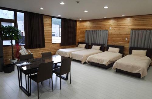 Koniya House | ゲストハウスシマジン