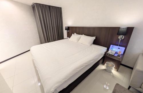 Aoba Ward Hotel | ホテル リズコート HOTEL Liz court