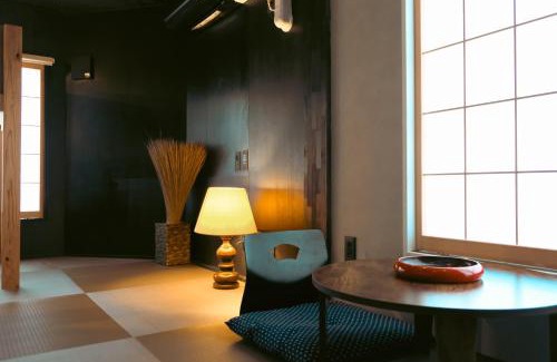 Kaminarimon Hotel | 万雷ホテル