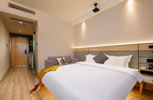 Luomashi Apartment | 利兹高空影音酒店
