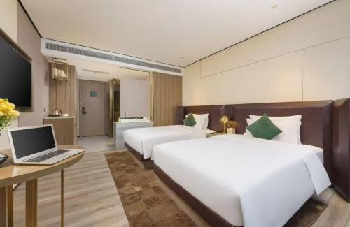 Qingxiu Hotel | 宜尚Plus酒店南宁东站店