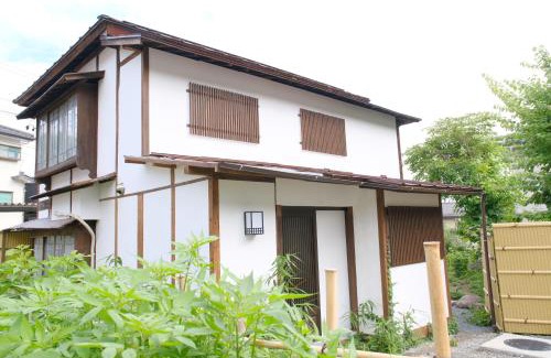 Nagano House | 昭和レトロが息づく狐白庵