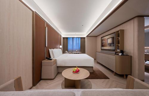 Jiang'an District Hotel | 武汉汉口金融中心万象城桔子水晶酒店