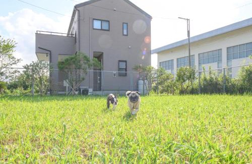 Isumi House | 海まで徒歩3分,ペット歓迎,広々庭付き一棟貸切宿,KUKAI-空海-Isumi