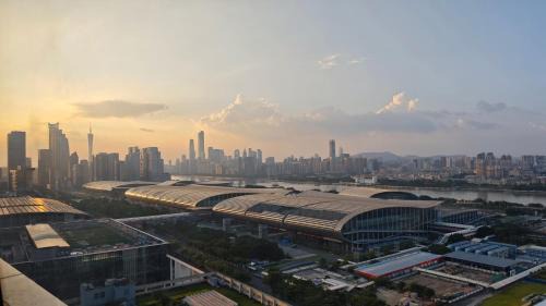 Pazhou Residential District Hotel | 琶心酒店公寓 Pace Hotel Apartment- Pazhou Station -Line8 and Line11 - few minutes' walk to Canton Exhibition Center