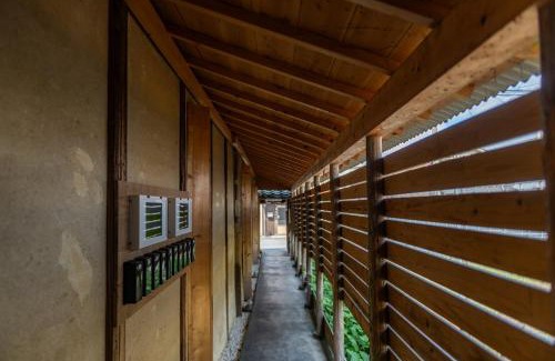 Sasayama House | 篠山城下町ゲストハウス quolo