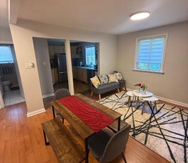 Markham House | 马卡姆的寄宿家庭- Simple Trip To Toronto