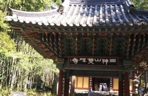 Hwagae House | 하동 독채 펜션 신축