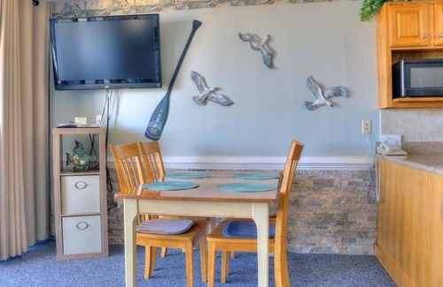 Carolina Beach Condo | 0211 The Blue Lighthouse by Atlantic Towers