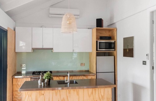 Suffolk Park House | #09 Tallow Sands - Tuckeroo Deckhouse