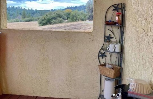 Mariposa Apartment | 1.5 Bedroom suite overlooking Shooting Star Ranch