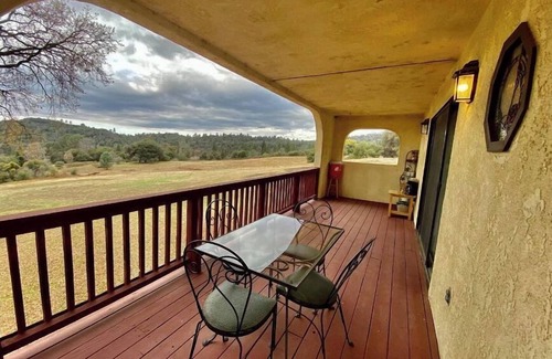 Mariposa Apartment | 1.5 Bedroom suite overlooking Shooting Star Ranch