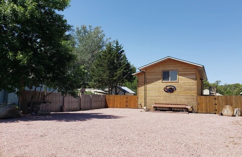 Pukwana House | 1 bdrm, duplex, pup friendly, fenced in yard, a perfect getaway!
