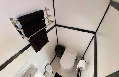 Mortehoe Cabin | 1 Bed Cabin - Sleeps 2 - Pets - Garden - Parking