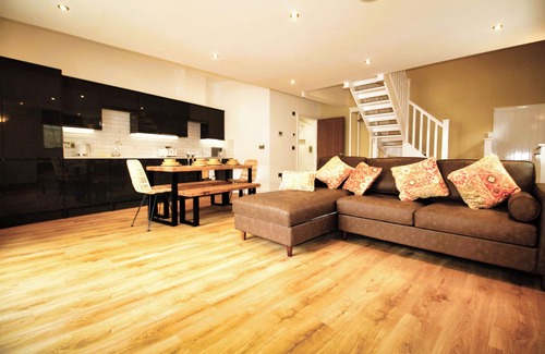 Berwick-upon-Tweed Villa | 1 Bed Cottage - Plus Sofa Bed - Sleeps 4 - Central