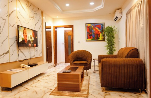 Lekki Phase 1 House | 1-bed Flat - Lekki Phase 1 - Pool - Spa - Balcony