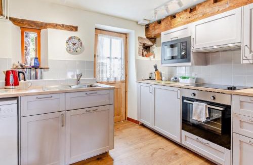 Abergavenny House | 1 Bed in Abergavenny BN184