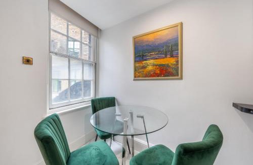 Bishopsgate Apartment | 1 Bed Studio Apartment opposite Liverpool Street station