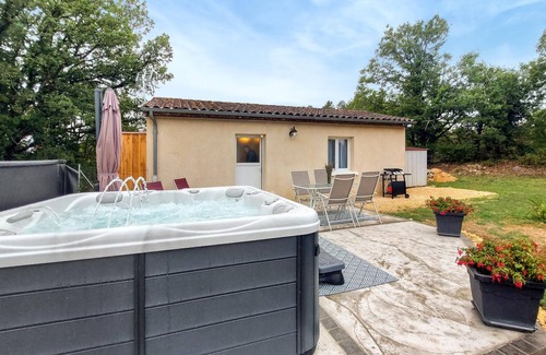 Saint-Martial-de-Nabirat House | 1 bedroom awesome home in Saint-Martial-De-Nabir