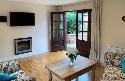 Rolleston on Dove Cottage | 1 bedroom accommodation in Rolleston-on-Dove