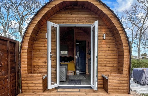 Mablethorpe Cottage | 1 bedroom accommodation in Theddlethorpe, near Mablethorpe