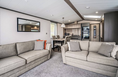 Bridgnorth Ski Chalet | 1 bedroom accommodation in Bridgnorth