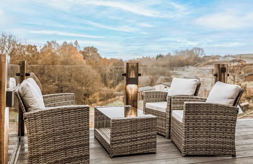 Bridgnorth Ski Chalet | 1 bedroom accommodation in Bridgnorth