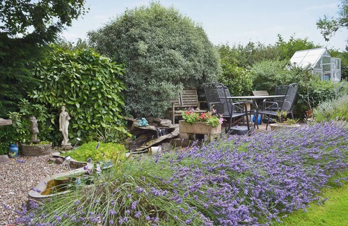 Wellington Cottage | 1 bedroom accommodation in Wrangway, near Wellington