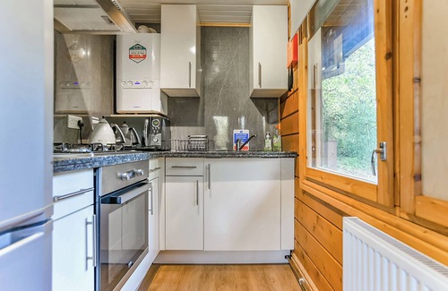 Caerwys Ski Chalet | 1 bedroom accommodation in Caerwys, Flintshire